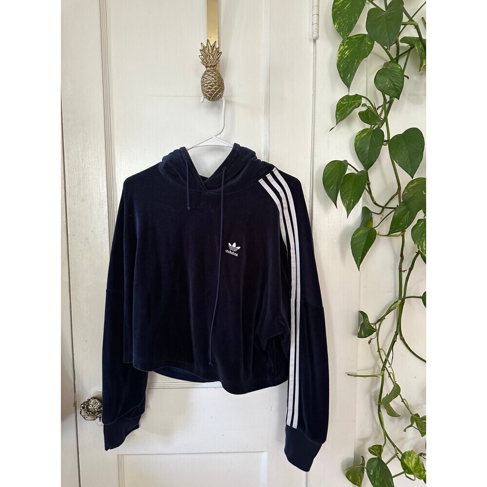 Adidas women’s size medium cropped sweater
